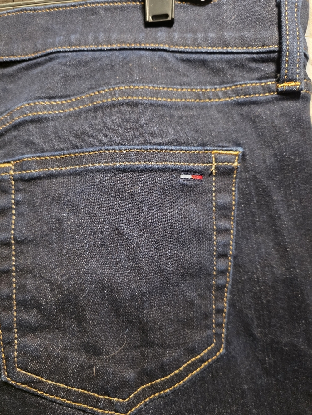 Tommy Hilfiger Women's Slim Straight Dark Blue Jeans - Picture 2 of 5